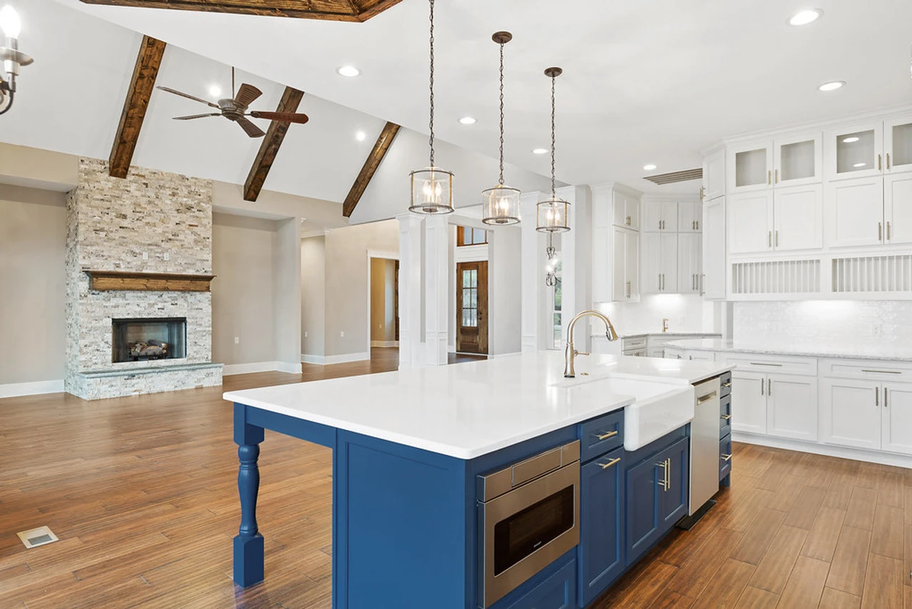 Cali Bamboo GEO Copperstone Wide Click GeoWood 1/4" X 5 9/16" 3 Cali Bamboo GEO Copperstone Wide Click GeoWood 1/4" X 5 9/16" - Image 3