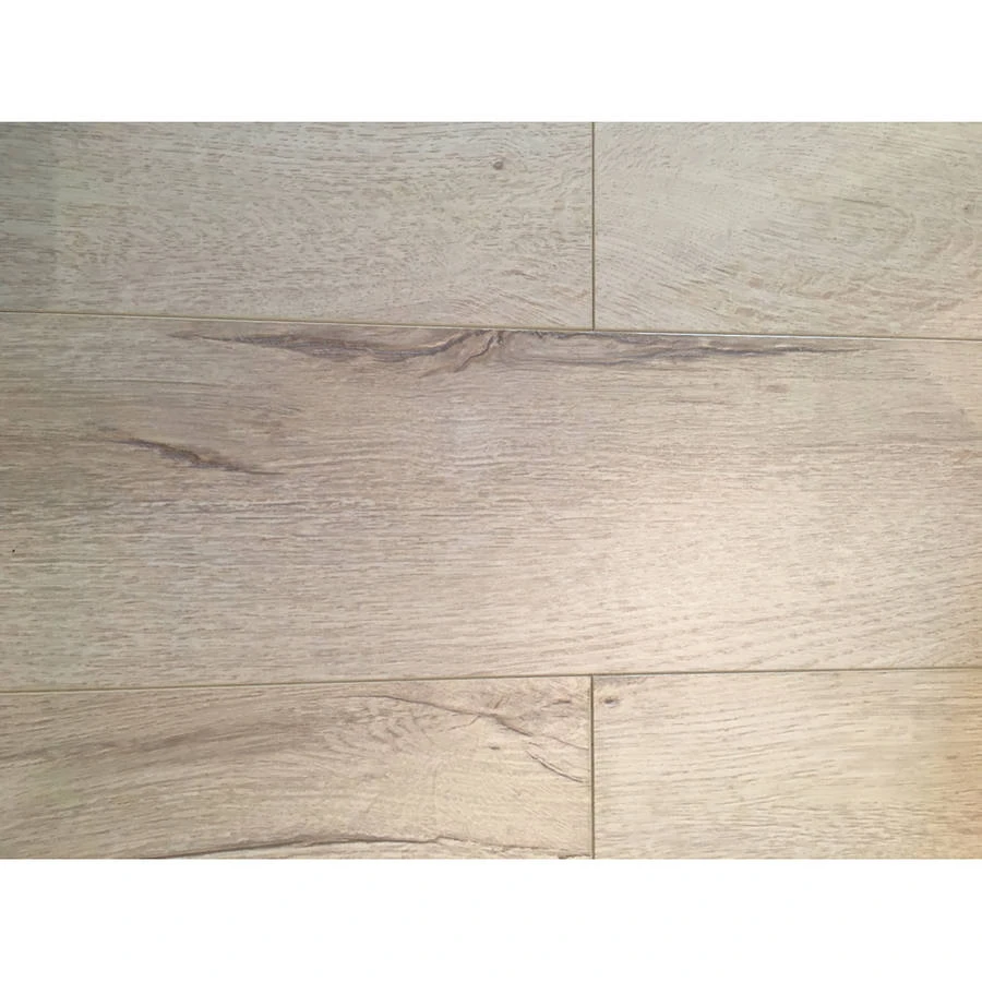 Dekorman 12mm AC3 Country Collection Laminate Flooring - White Oak 4 Dekorman 12mm AC3 Country Collection Laminate Flooring - White Oak - Image 4